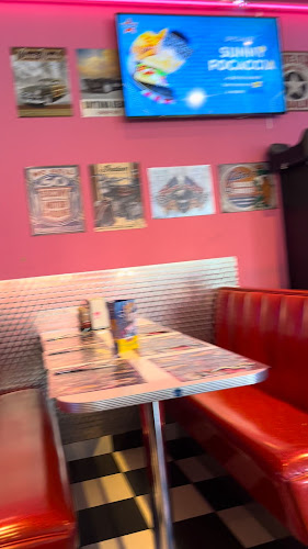 Memphis - Restaurant Diner - Villefranche-sur-Saône