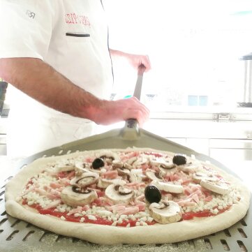 Opinii despre Distributeur de pizza greg'o pizza în Saintes - Restauration