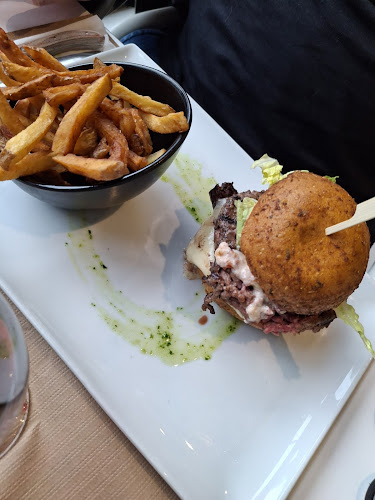 Centre Commercial, 300 Av. de l'Université, Av 83, 83160 La Valette-du-Var