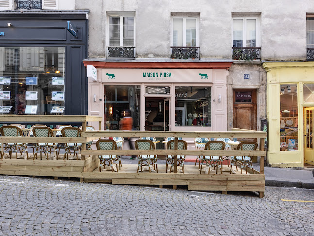 94 R. des Martyrs, 75018 Paris