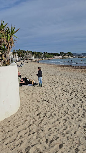 Opinii despre Ks 13 în La Ciotat - Restauration