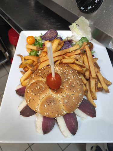 LES TONTONS BRINGUEURS