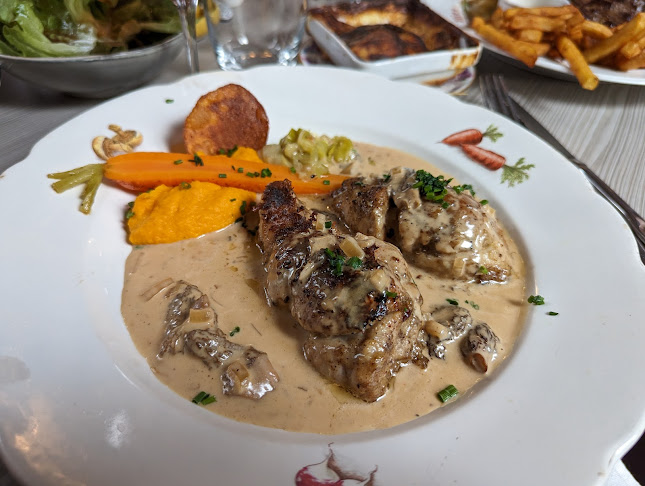 Le Petit Cabanon - Restauration