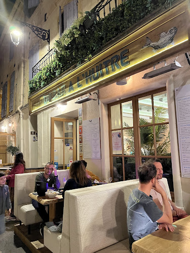 Comentarii opinii despre Du Bar à l'Huître - Restaurant Arles