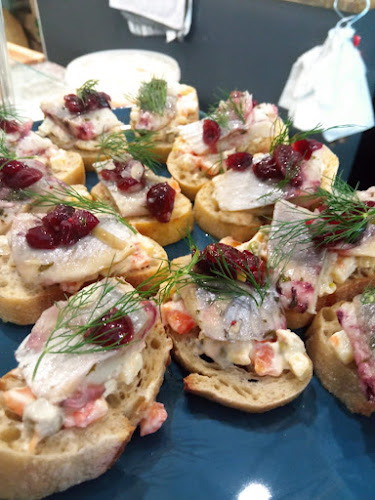 56 Av. de la République, 75011 Paris