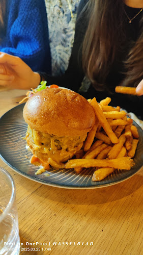 29 Rue des trois Mollettes, 59800 Lille