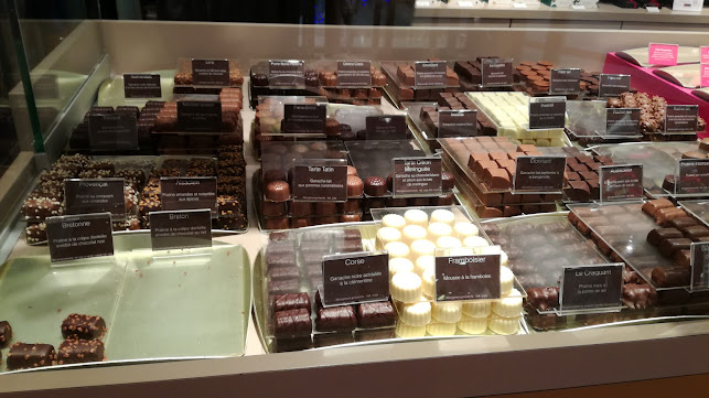 de Neuville – Chocolat français - Restauration