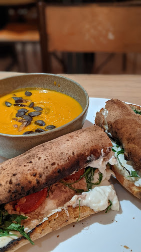 1 Rue Raymond Lefebvre, 94250 Gentilly