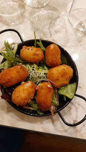 Opinii despre Chez BB: Bistroquet Biarritz în Biarritz - Restauration