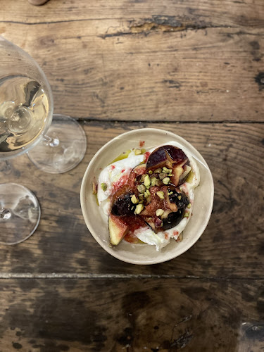 Cave Les Piqueurs - Restauration