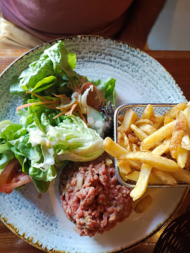 Comentarii opinii despre Le Point Central