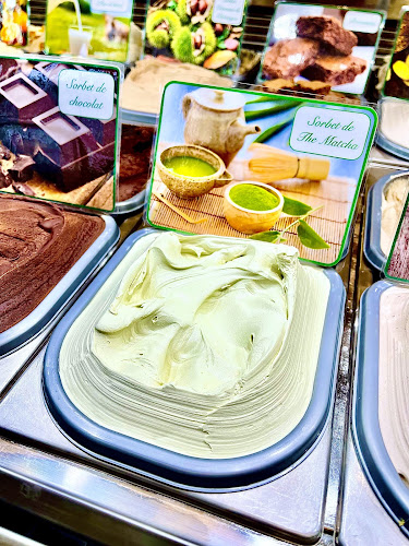 DOMI'S Le Glacier crémeux et glacé - Clichy