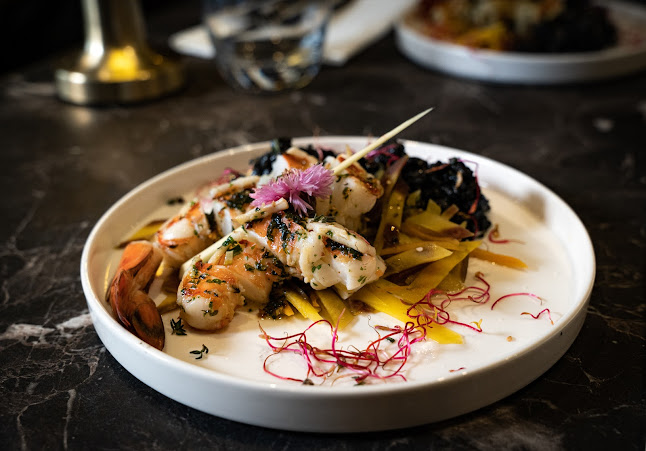 Comentarii opinii despre Le Parvis Metz