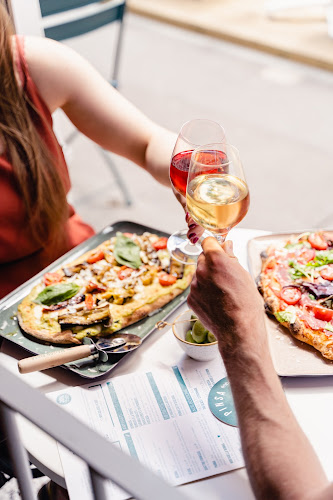 94 R. des Martyrs, 75018 Paris