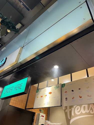 13 Rue d'Amsterdam, 75008 Paris, France