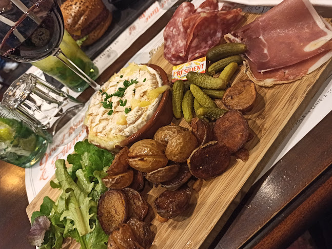 Comentarii opinii despre Au Bureau - Pub et Brasserie Bourges