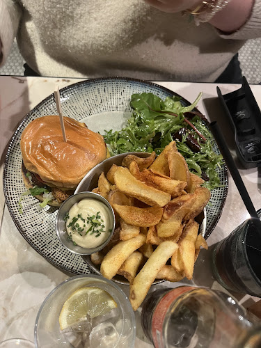 Opinii despre Chez BB: Bistroquet Biarritz în Biarritz - Restauration