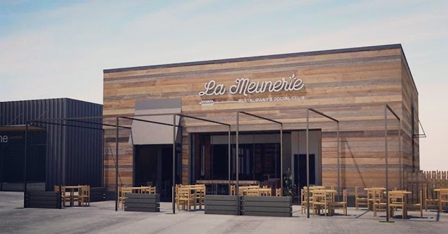 Shopping Promenade, Allée du colonel Beltrame, 13200 Arles