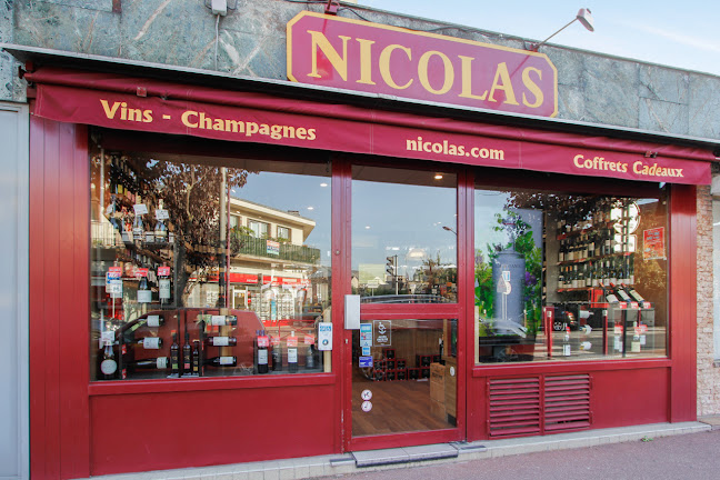 6 Av. Aristide Briand, 94240 L'Haÿ-les-Roses, France