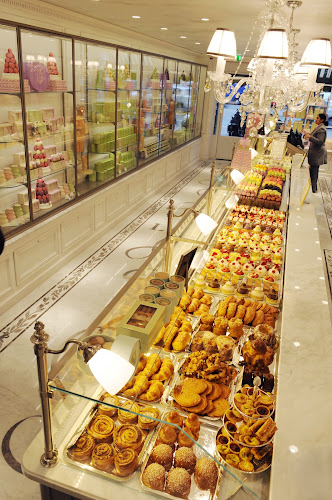 16 Rue Royale, 75008 Paris