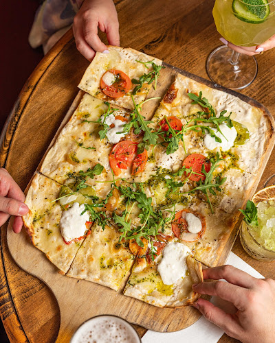 Opinii despre Au Bureau - Pub et Brasserie în Beauvais - Restauration