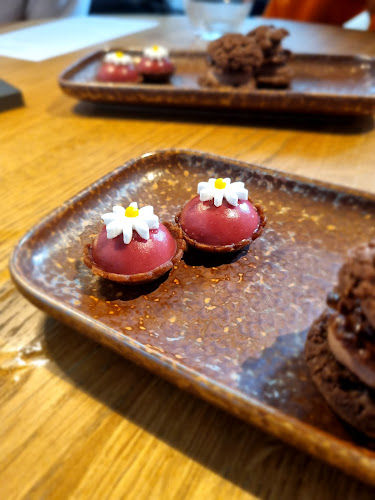 Comentarii opinii despre La Cachette* Valence