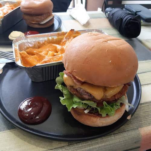 Maréchal Burger Chantilly - Chantilly