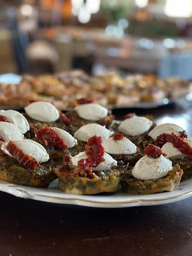 Opinii despre Histoires de Fanes în Auxerre - Restauration