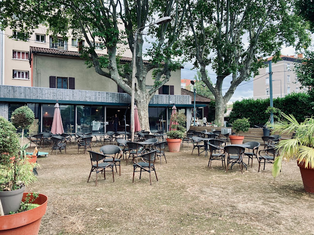 Comentarii opinii despre Le Taille-Crayon