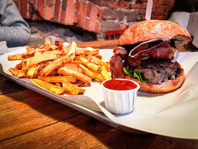 Opinii despre Die Burgerei în Forbach - Restauration