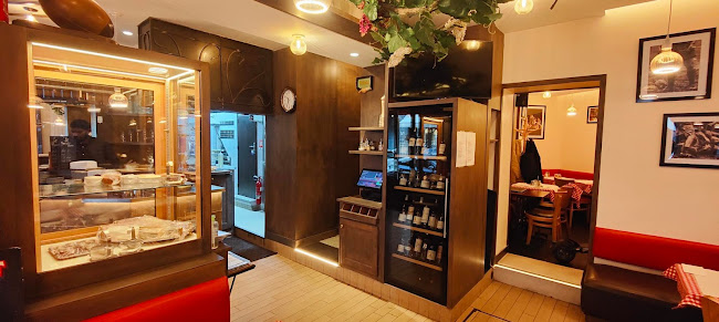 8 Rue Jean Mermoz, 75008 Paris