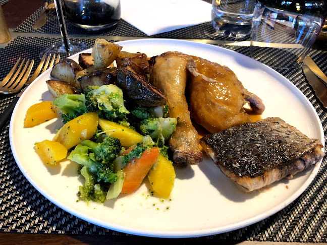 Opinii despre Restaurant La Table d'Home în Neuilly-Plaisance - Restauration