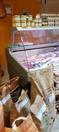 Opinii despre Maison Des Produits Régionaux - Martinvast în Martinvast - Restauration