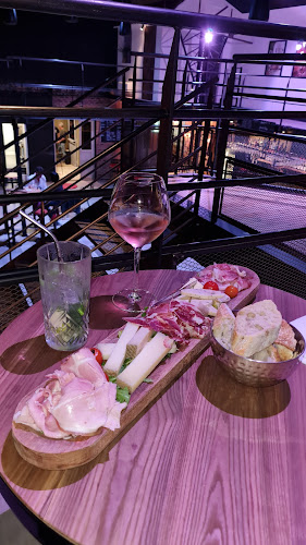 11 Rue aux Mesles, 53000 Laval