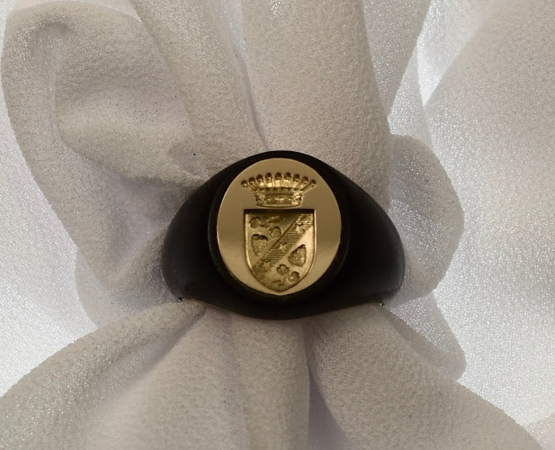 6 Rue Charles Gille, 37000 Tours, France