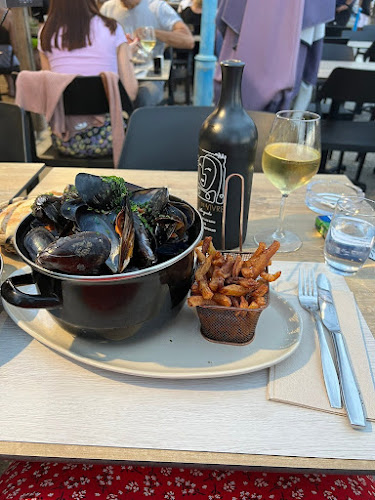 Opinii despre Restaurant L'Énigme Tapas & Pizza în Fleury - Restauration