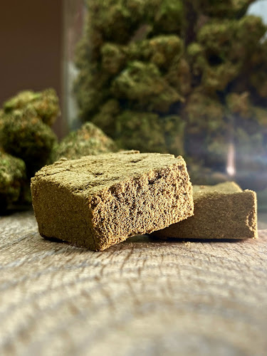 CBD Istres I La French - CBD & VAPE - Istres