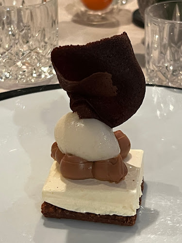 Comentarii opinii despre A l'Échevin