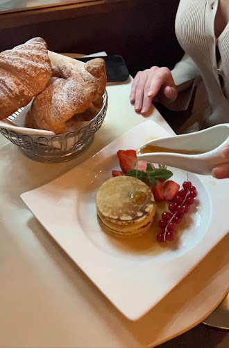 28 Rue Marbeuf, 75008 Paris