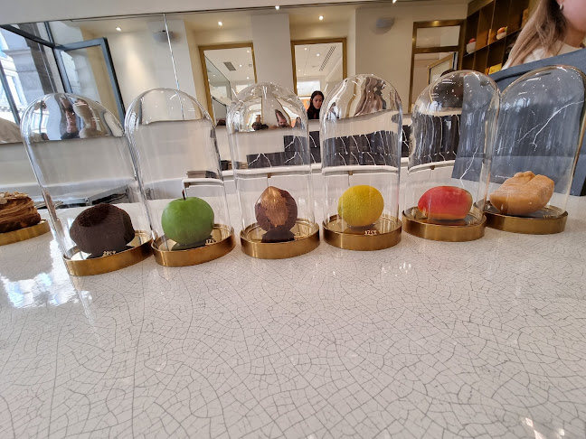 Comentarii opinii despre La Pâtisserie du Meurice par Cédric Grolet