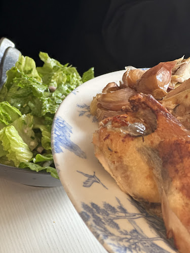 98 Rue Lepic, 75018 Paris