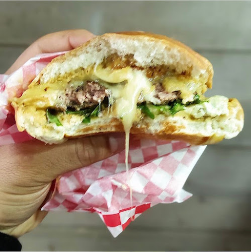 Comentarii opinii despre RESTAURANT LUCKY LUNCH AUBERVILLIERS