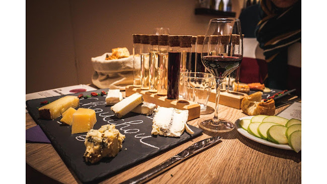 Les Petits Crus Bourges I Dégustation vins et fromages à Bourges