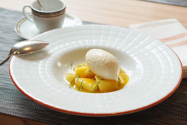 5 rue Marie Pascale Ragueneau Parking Victor Hugo, Angle, Rue de la Bonneterie, 10000 Troyes