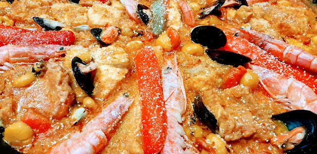 HERNAN PAELLA depuis 1979.