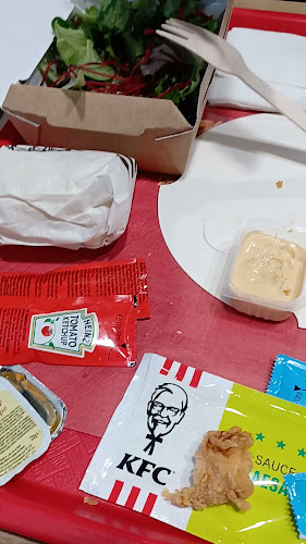 Opinii despre KFC Rouen Barentin în Pissy-Pôville - Restauration