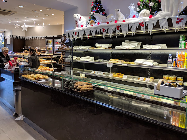 3 Pl. Victor Hugo, 75116 Paris