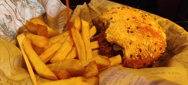 POIVRON ROUGE le burg'R - Restauration