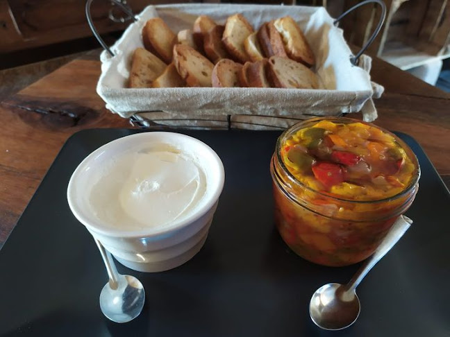 dans l'impasse, 18 Rue Condorcet 2ème portail a gauche, 10600 La Chapelle-Saint-Luc