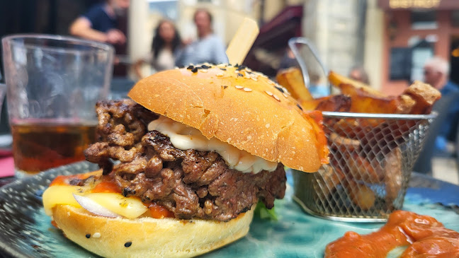 16 Rue Ducis, 78000 Versailles, France